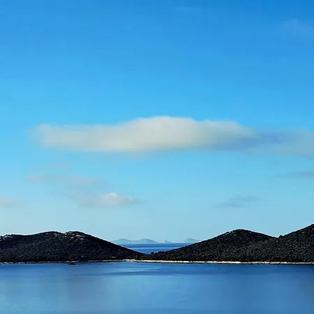 Arta 3 Appartement Drage